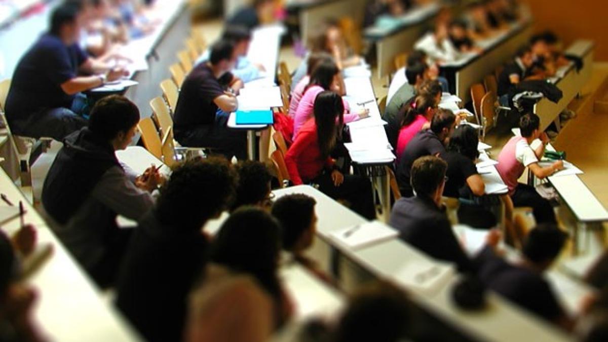 studenti_universitari_60492100