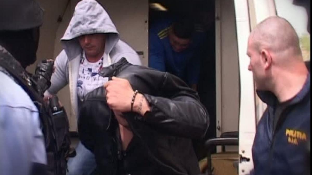 retnizutj_50475100_85330400