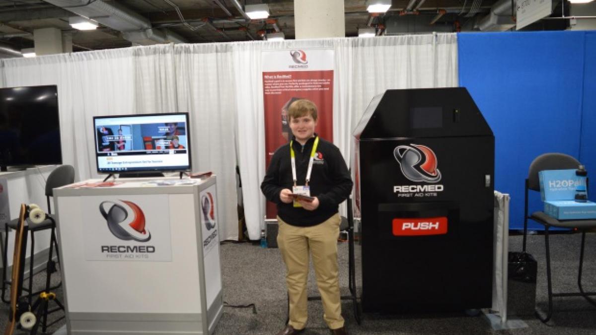 adolescent_inventator_refuz_bill_gates_380623_87139000