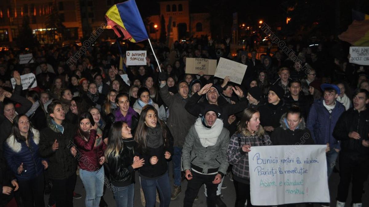 generatia_facebook_1_38438200