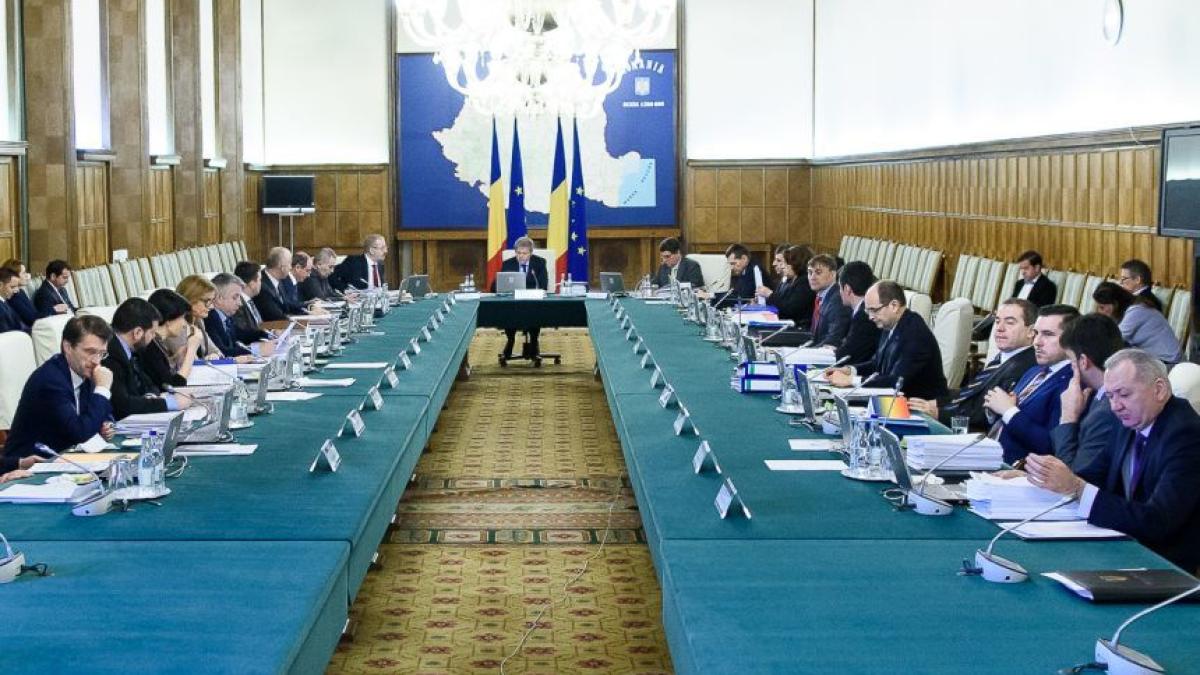 guvern_ciolos_22230000