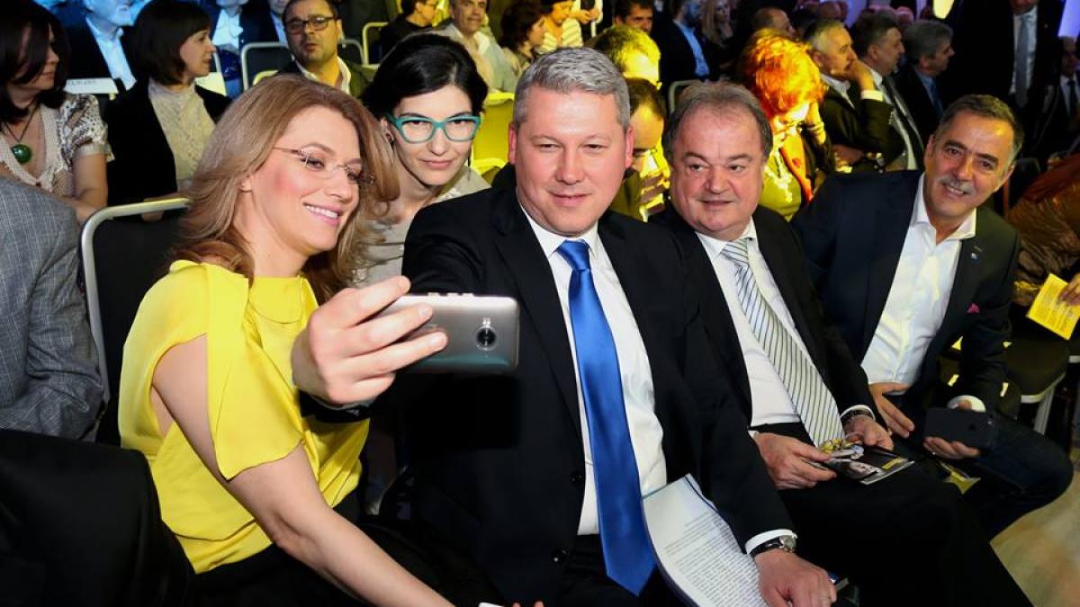 13244680_1066904193383747_2136012185992723118_n_33354500