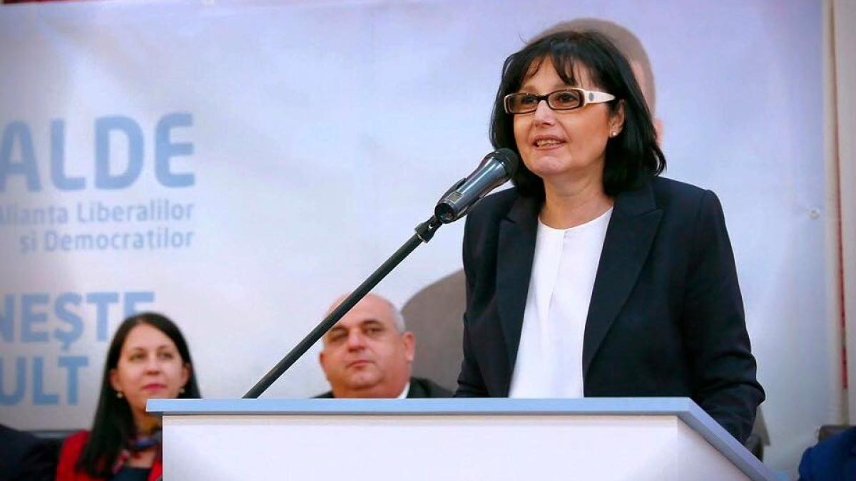 steluta_cataniciu_05456700