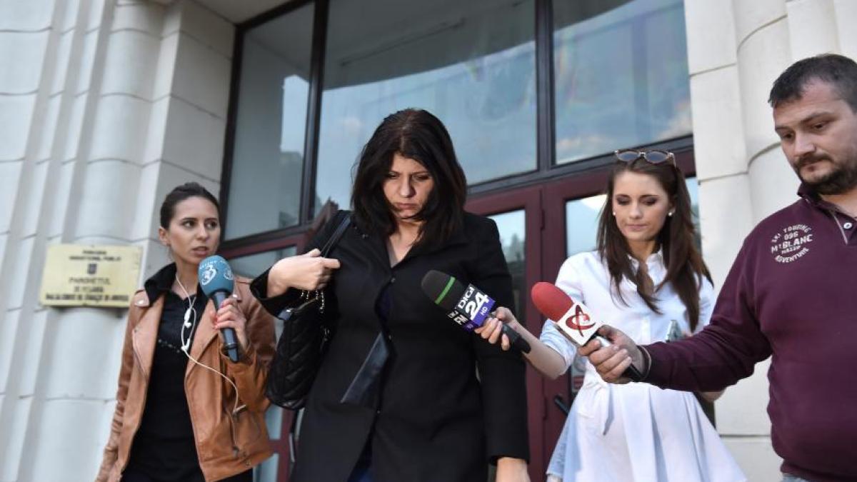 flori_dinu_hexi_pharma_69659800