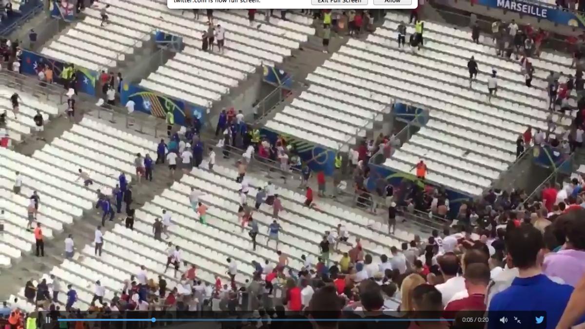 euro 2016 suporterii englezi alerga i de ru i pe stadion video