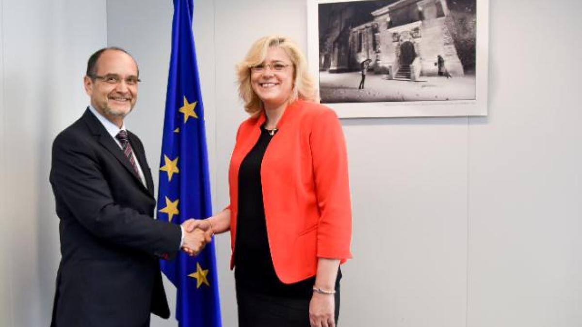 p032027000102_897708_34729100