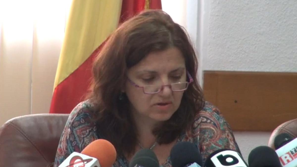 raluca_pruna_37611000