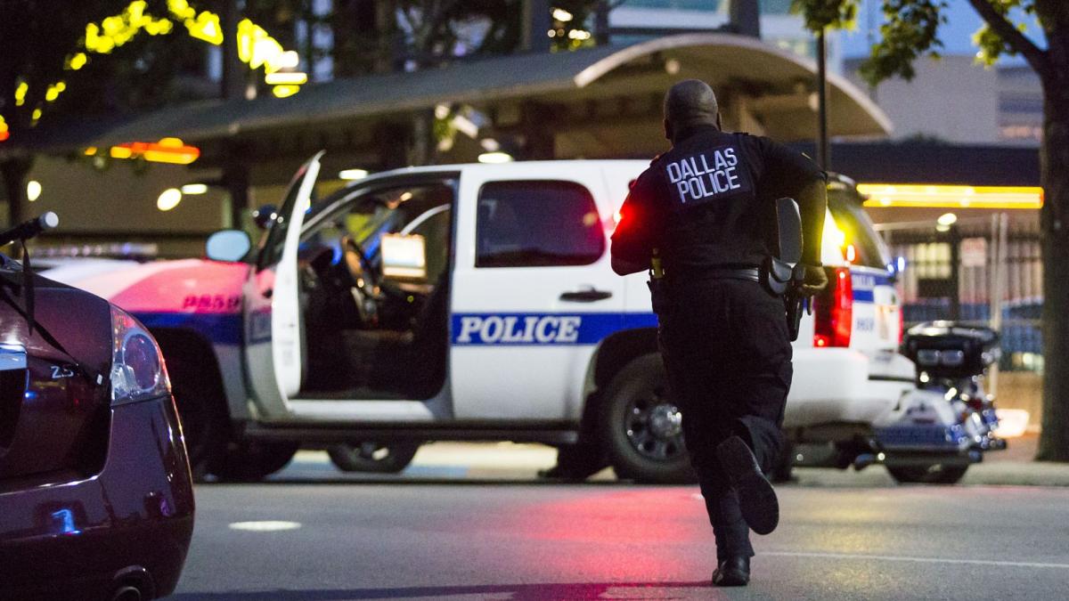 dallas_politisti_12267900