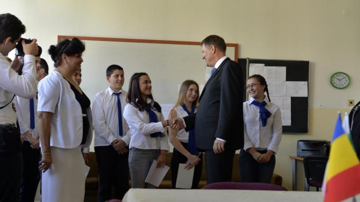 iohannis_elevi_27193200