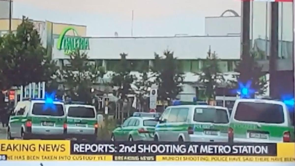 impu caturi la munchen i la metrou