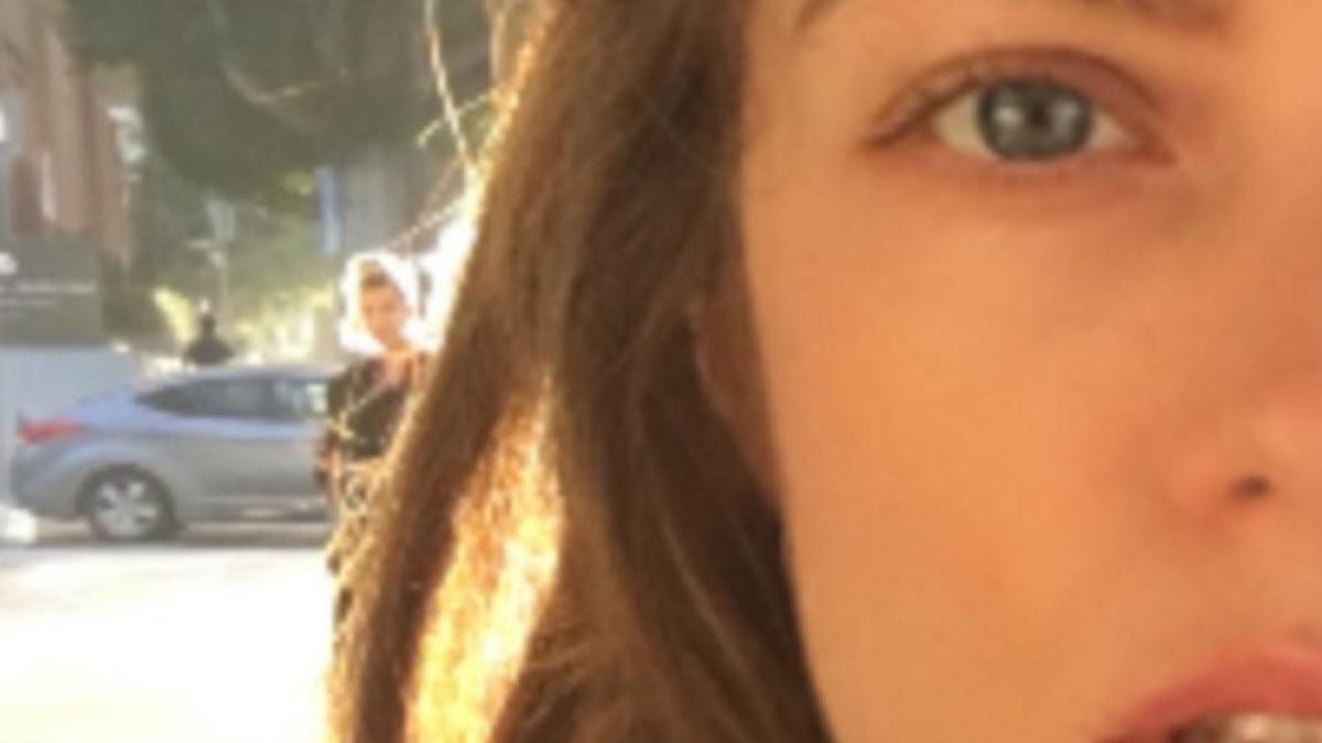 alexandra_d_65719100