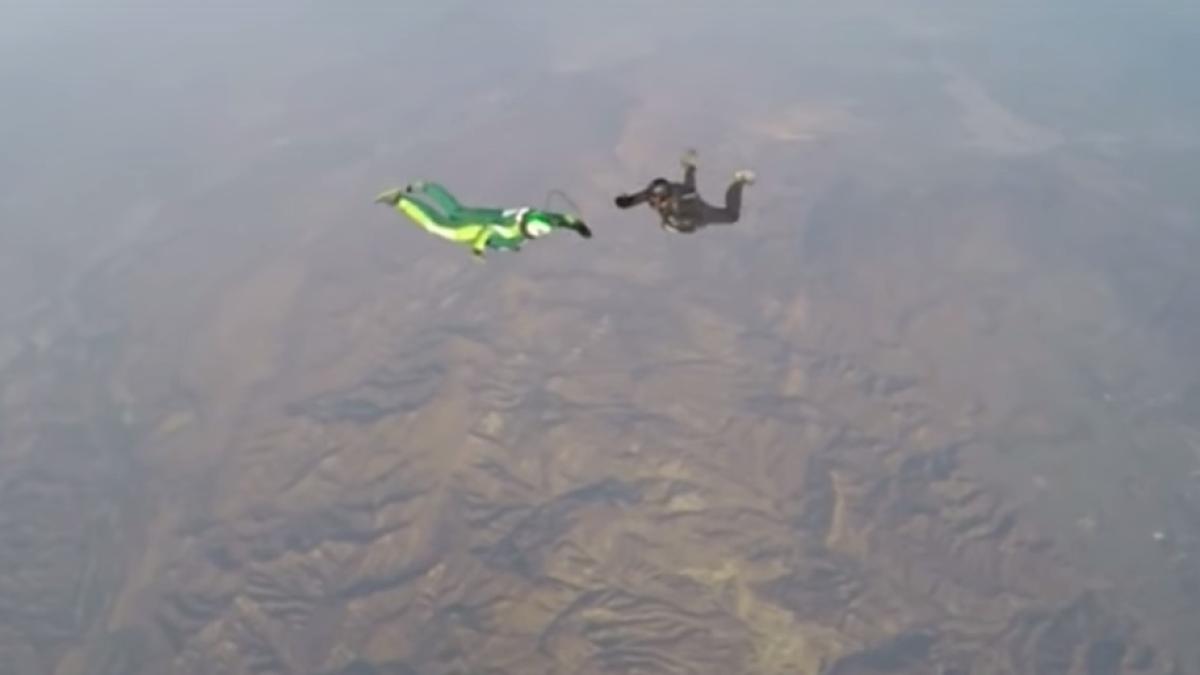 un para utist a sarit de la 7 600 de metri fara para uta video