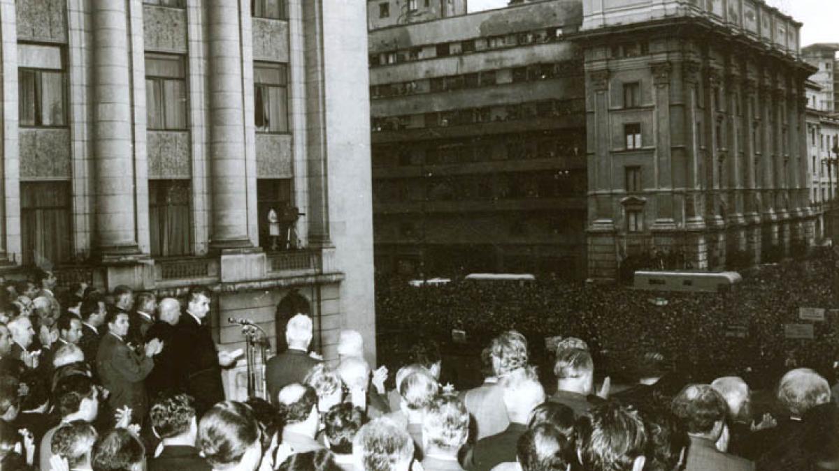 21_august_1968_la_cc_cu_ceausescu_cota_176_79132500
