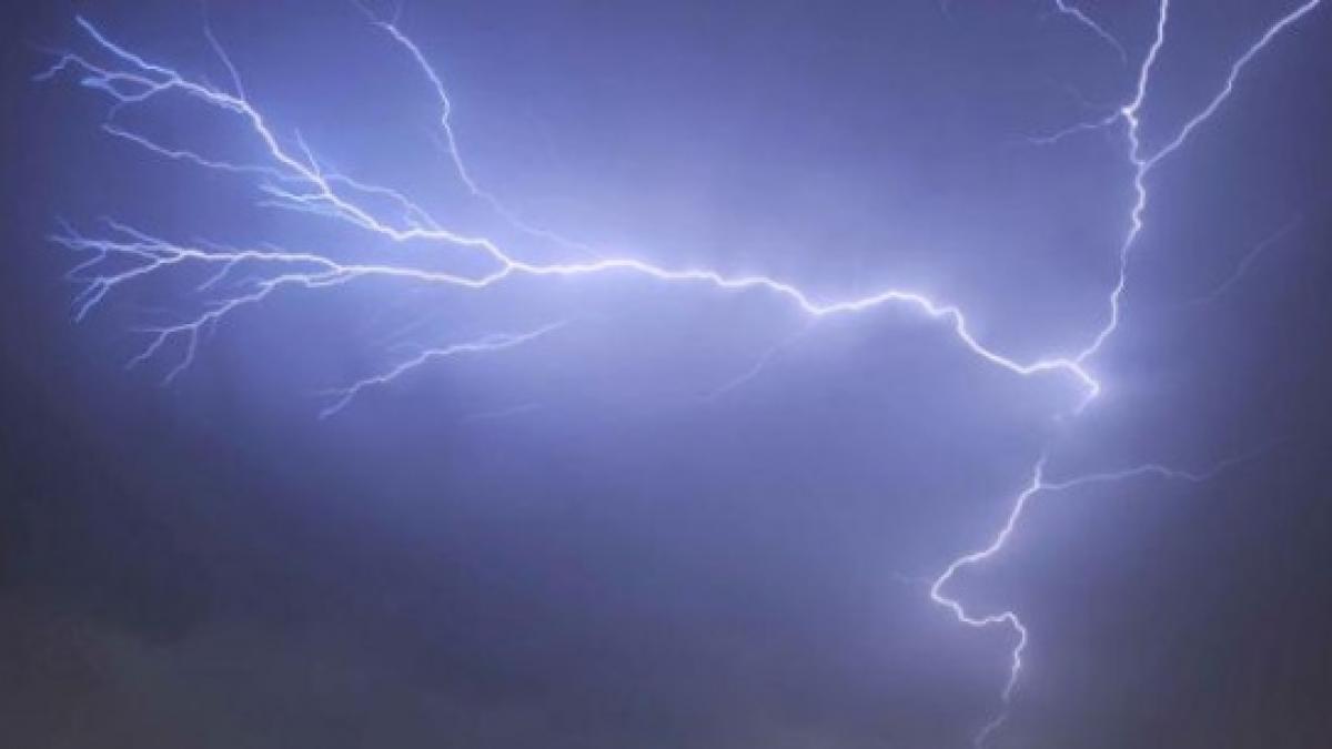 fenomen_misterios_pe_un_lac_din_venezuela_ce_se_intampla_cand_norii_dezlantuie_furtuna_324039_28841900