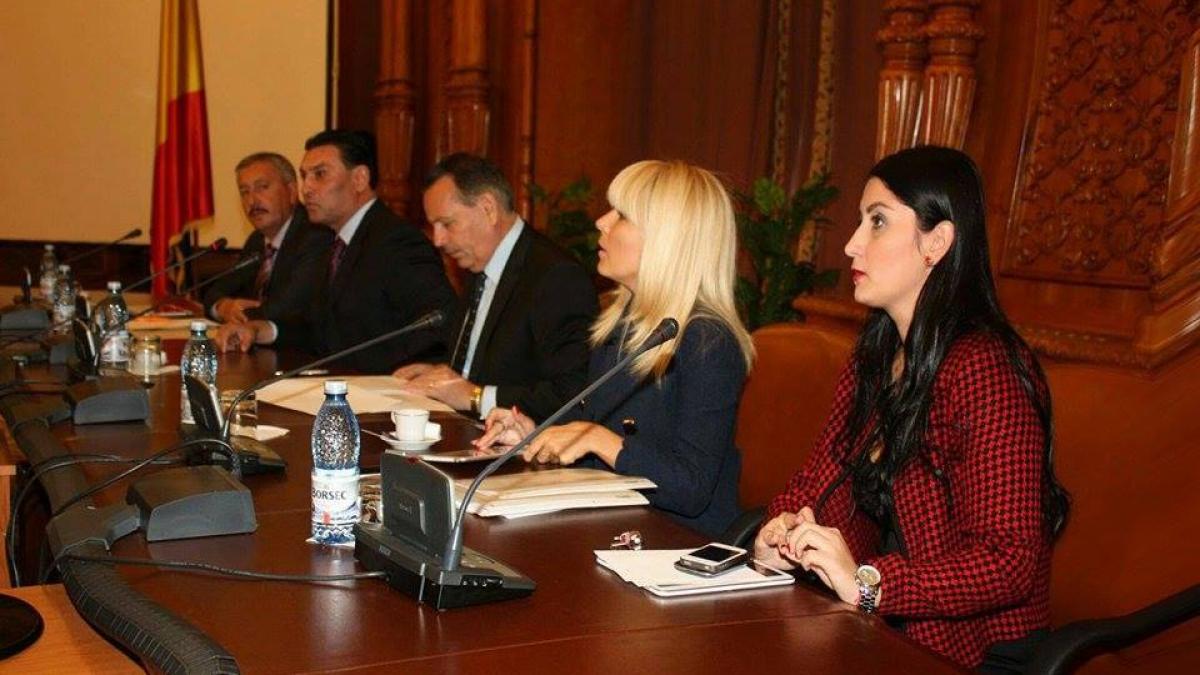 12140613_899037370145350_6355467271912610446_n_74891500