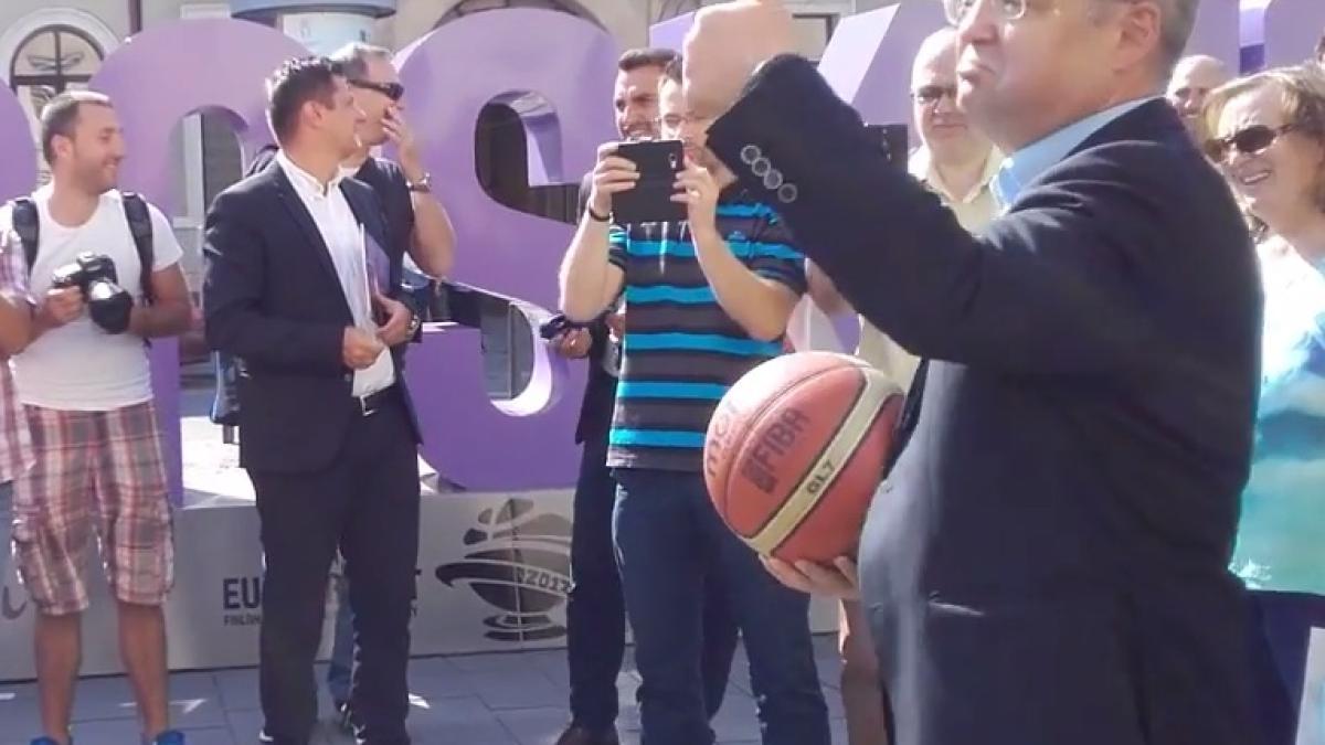 emil boc a jucat baschet mircea badea reac ie