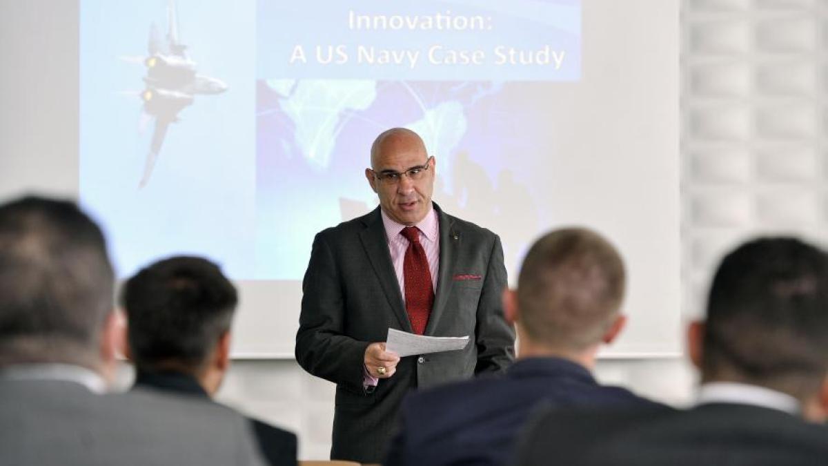 niels_schnecker_98343700