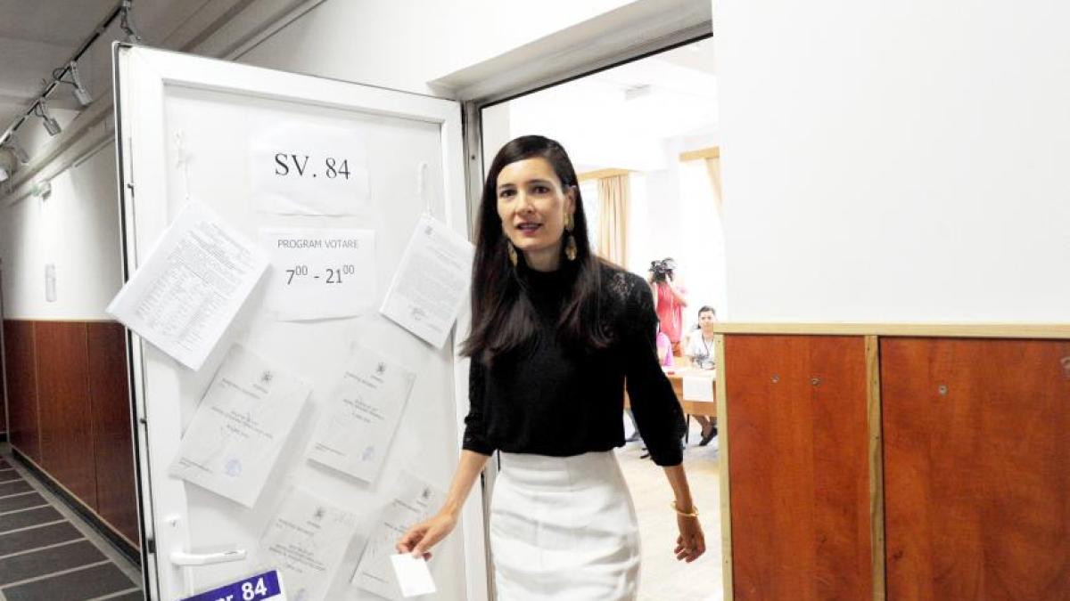 clotilde_armand_05227500