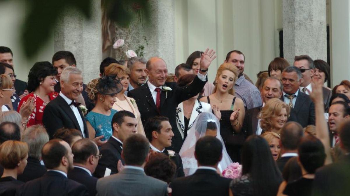 barbuceanu_basescu_elena_basescu_nunta_penali_invitati_scandal_18527200