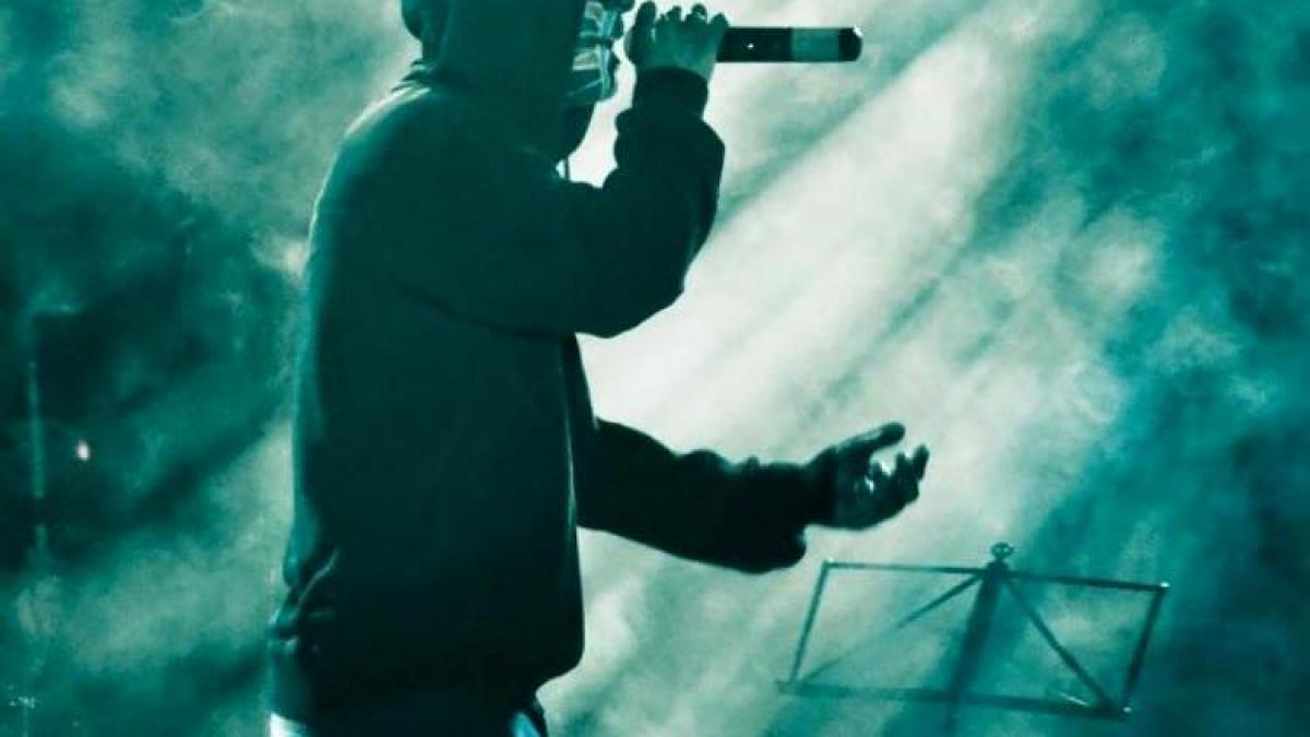 carlas_dreams_91335700