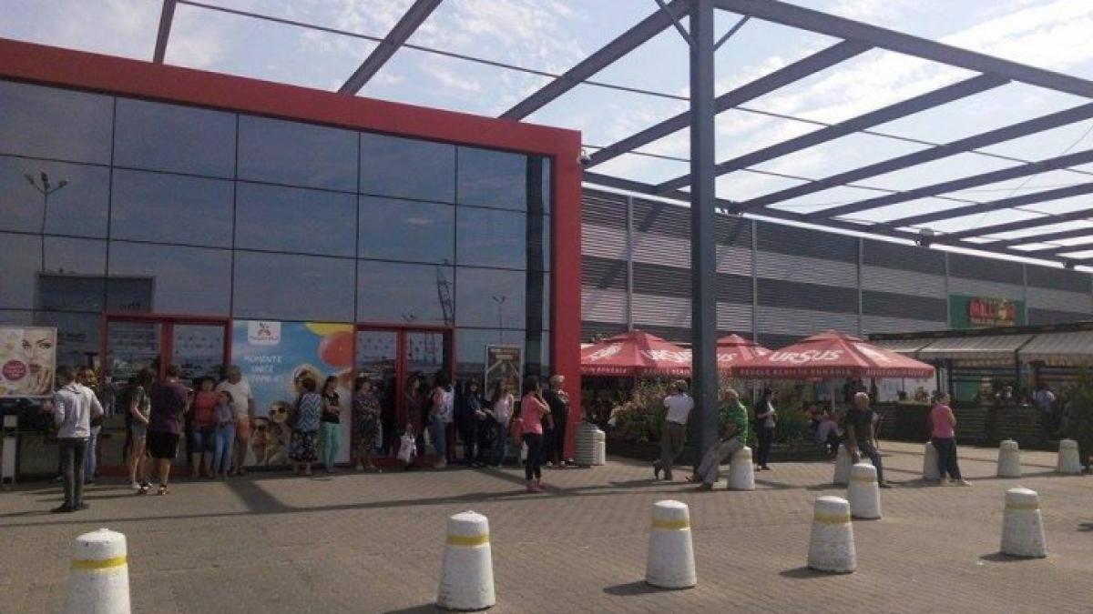 mall_focsani_54586800_52720400