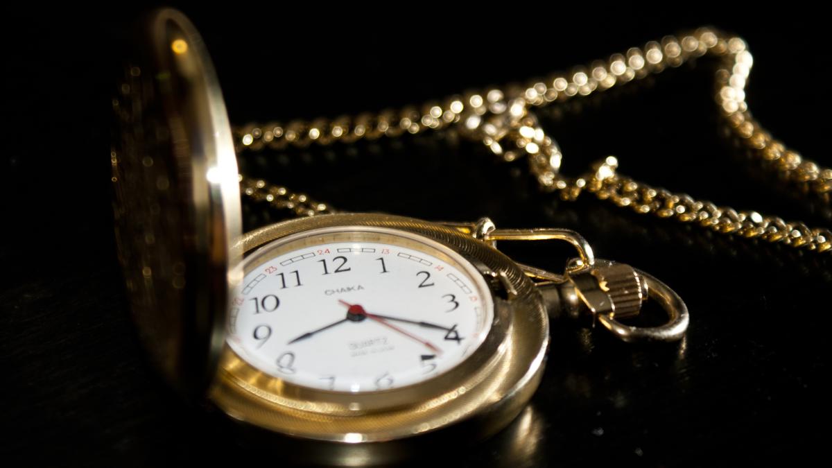 ora_de_iarna_36903200