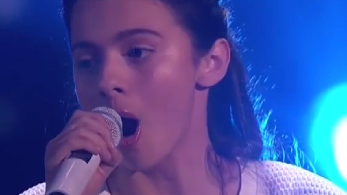 laura bretan la un pas de a ca tiga america s got talent video finala