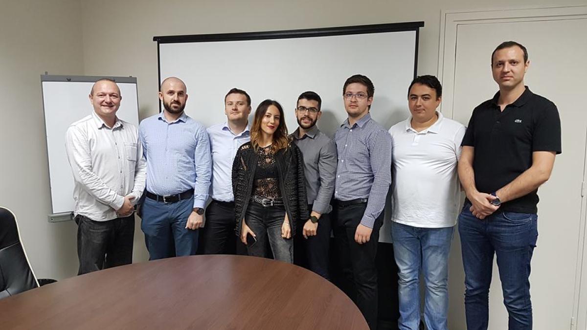 14409057_10154098536293515_980391862_n_19508300