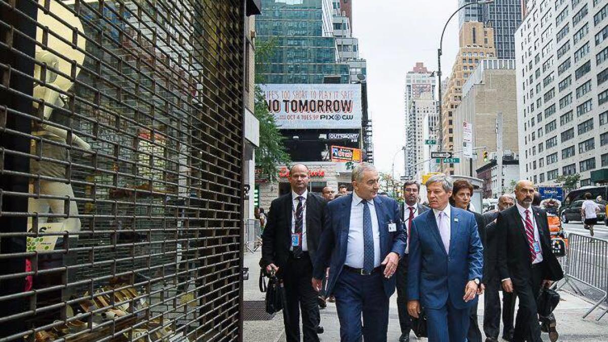 14433152_1102835126420438_1479928441745830274_n_13502000