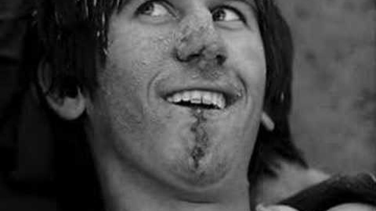 hqdefault_1_08516000