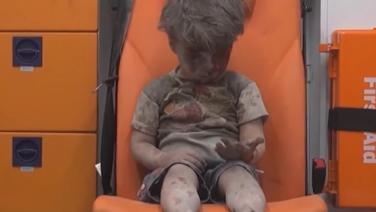 un baie el din sua il a teapta pe omran in familia sa apel catre obama