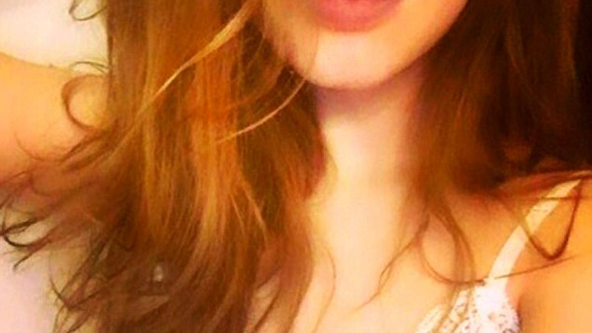 ariana_virginitate_07003800