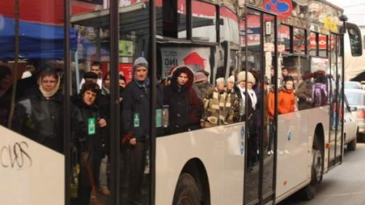 vesti_bune_pentru_cei_care_calatoresc_cu_avioanele_low_cost_ratb_a_suplimentat_liniile_de_autobuz_catre_aeroportul_otopeni_62375400_72727700