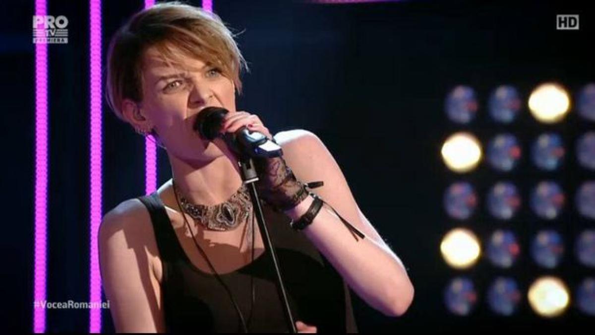 vocea_romaniei_2016_iuliana_dobre_05468000