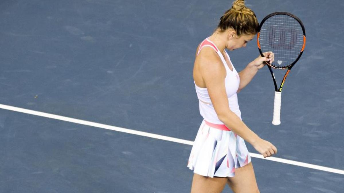 simona_halep___yanina_wickmayer_live_text_la_beijing_04887000