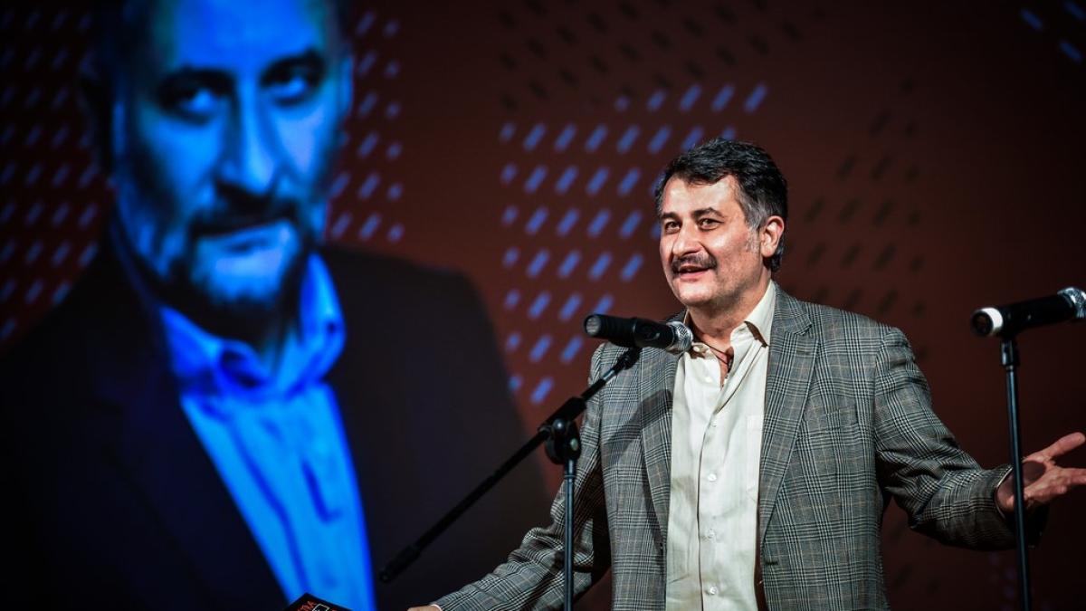 cristi_puiu_57554700