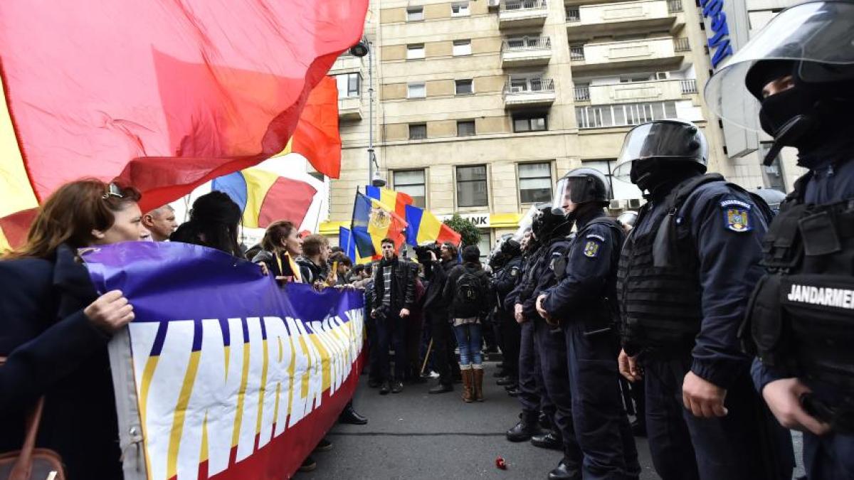 proteste_violente_miting_20112200