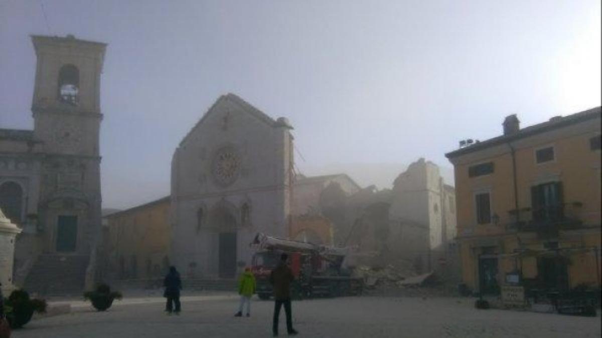 cutremur_italia3_26820300_33496700