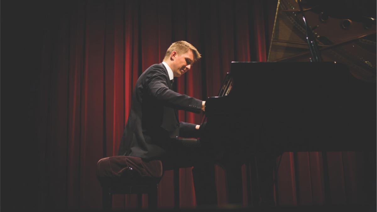 sergiu_tuhutiu_54131700