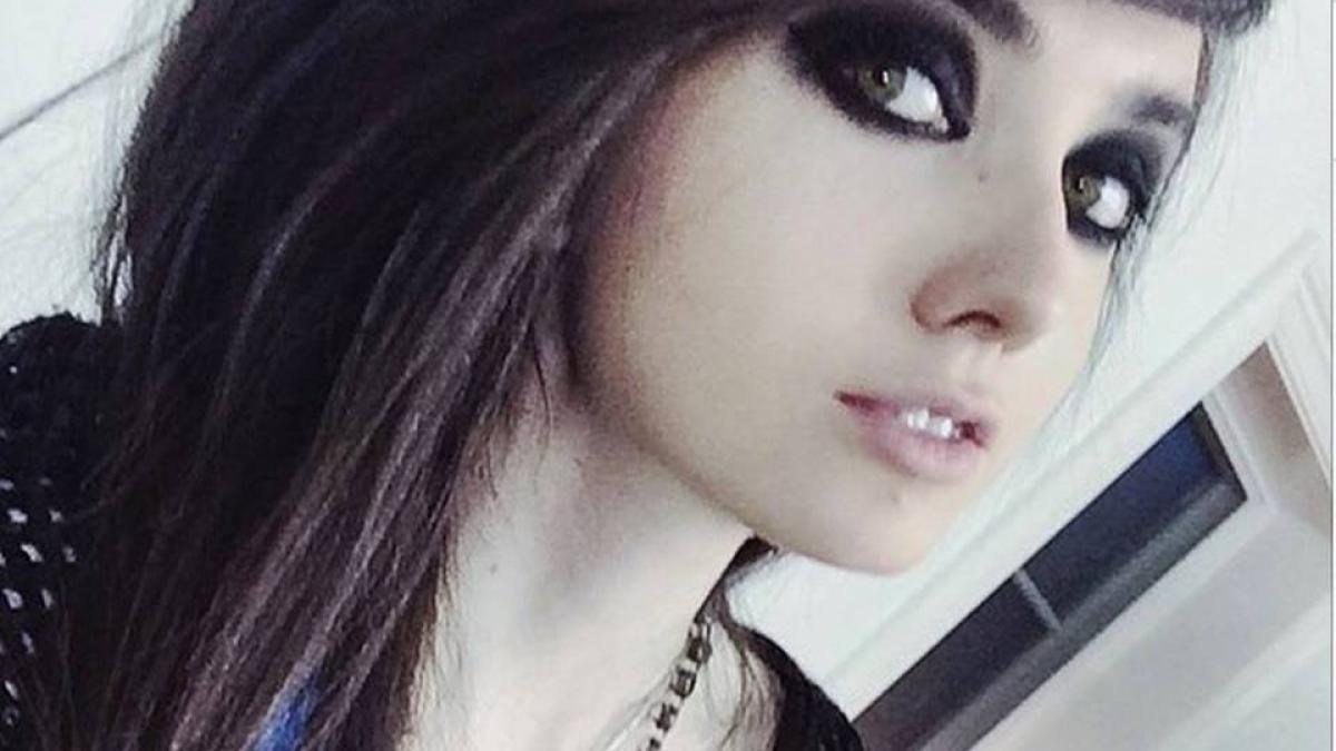 eugenia_cooney_50220500