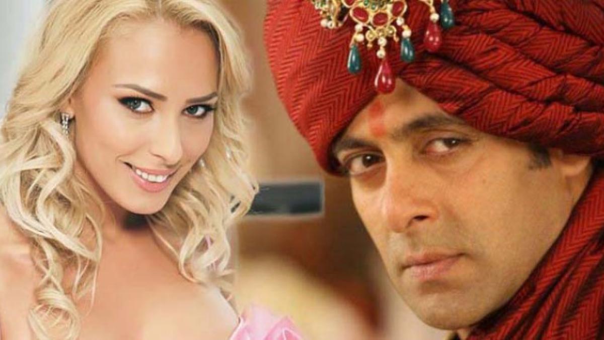 iulia_vantur_44793400