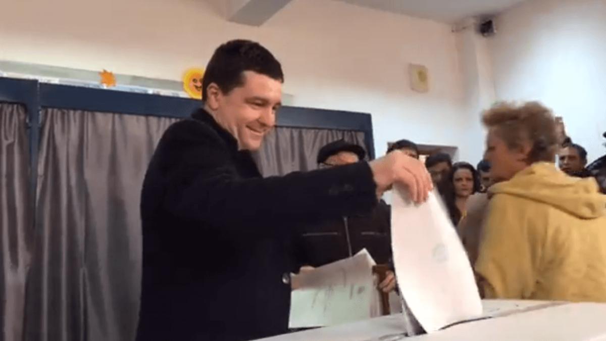 nicusor_dan_26097400