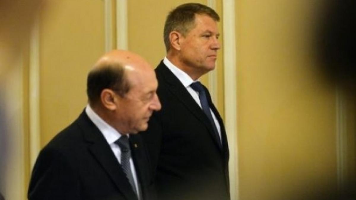 basescu_iohannis_nu_va_realiza_dorinta_unui_guvern_pnl_cat_timp_il_va_mangaia_pe_cornite_pe_ponta_size9_74699400_30929100