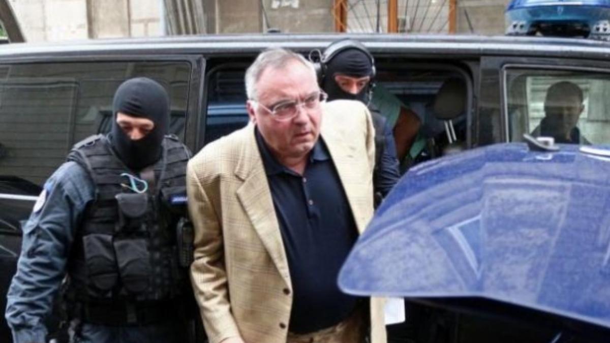 dan_adamescu_04092400