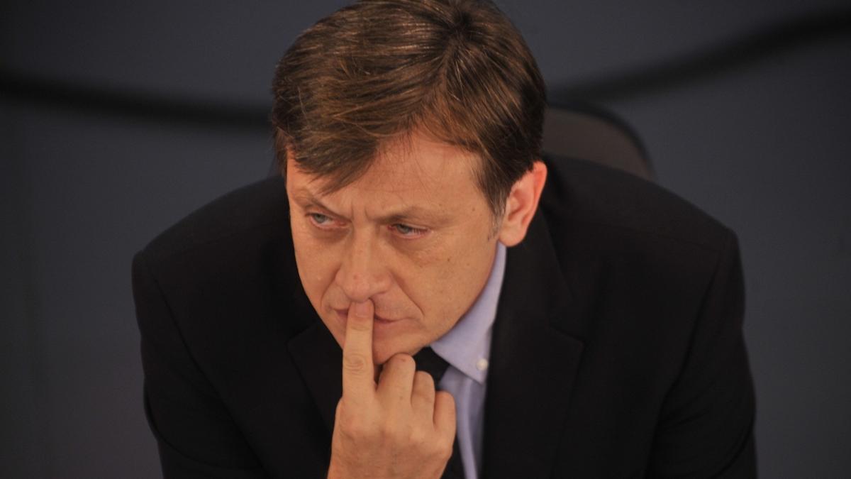 crin_antonescu_32541100