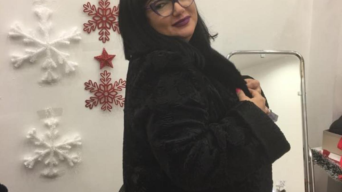 ozana_barabancea_negru_dcnews_05289000