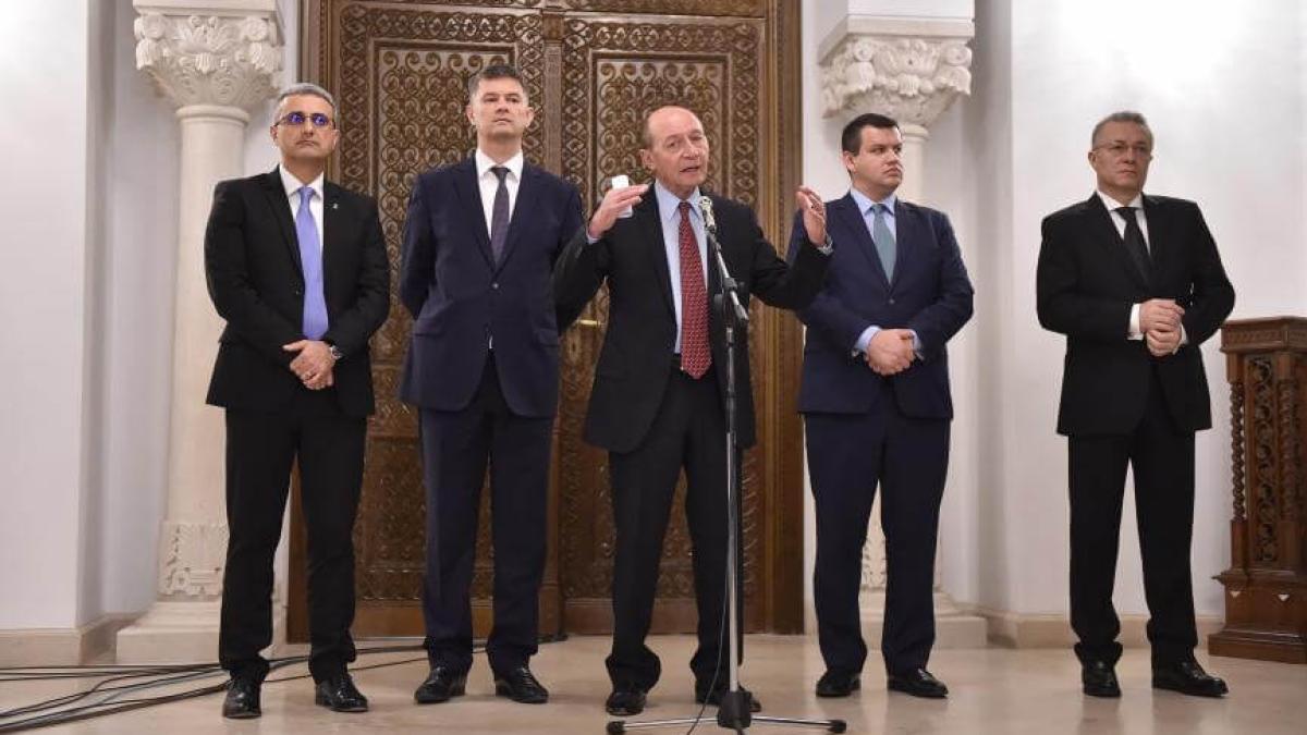 basescu_dcnews_43940300