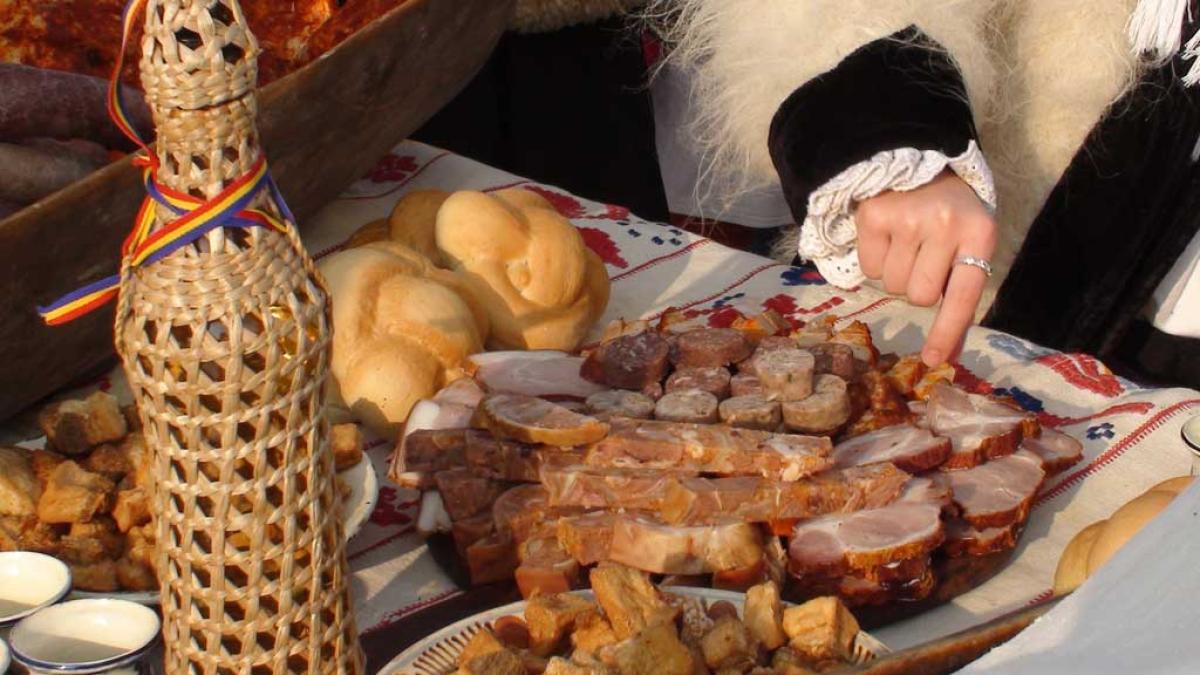 masa_de_craciun_in_maramures_44590300
