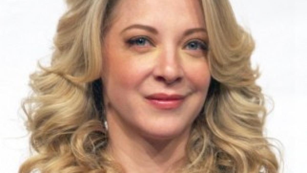 edith-gonzalez-400-400p