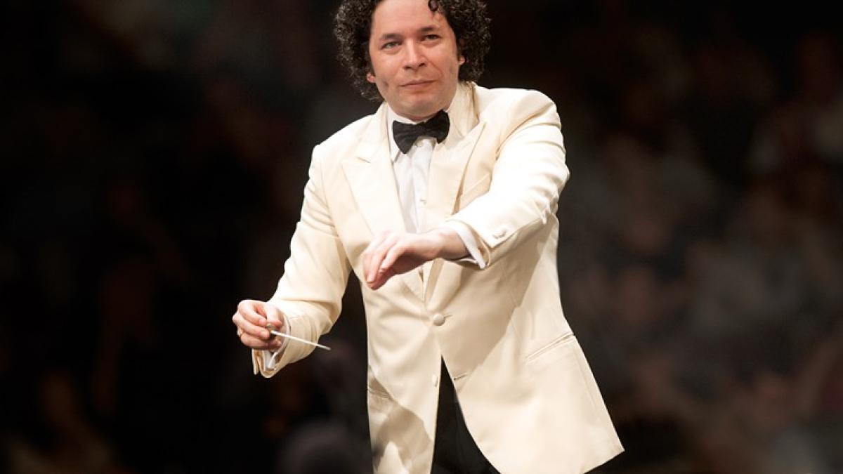 celebrul_dirijor_gustavo___dudamel_30447200